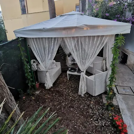 Soavis Flat & Garden شقة